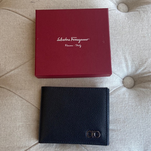 Hugo Boss Other - Salvatore Ferragamo Men's Pebbled Tri Fold
Leather Wallet